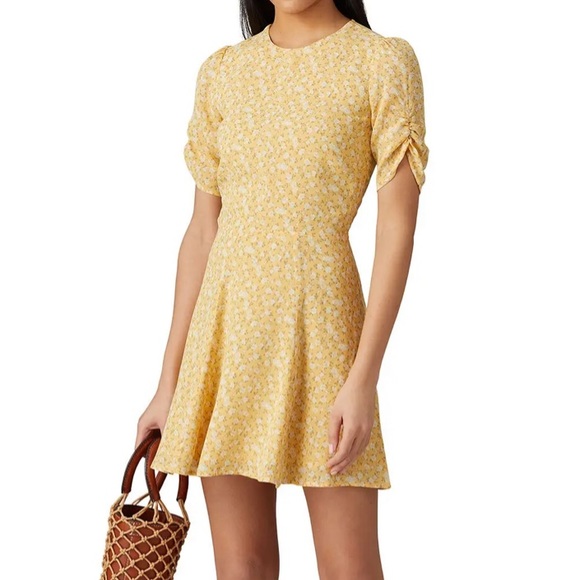 Reformation Dresses & Skirts - REFORMATION LILY GRACE FLORAL Size 6